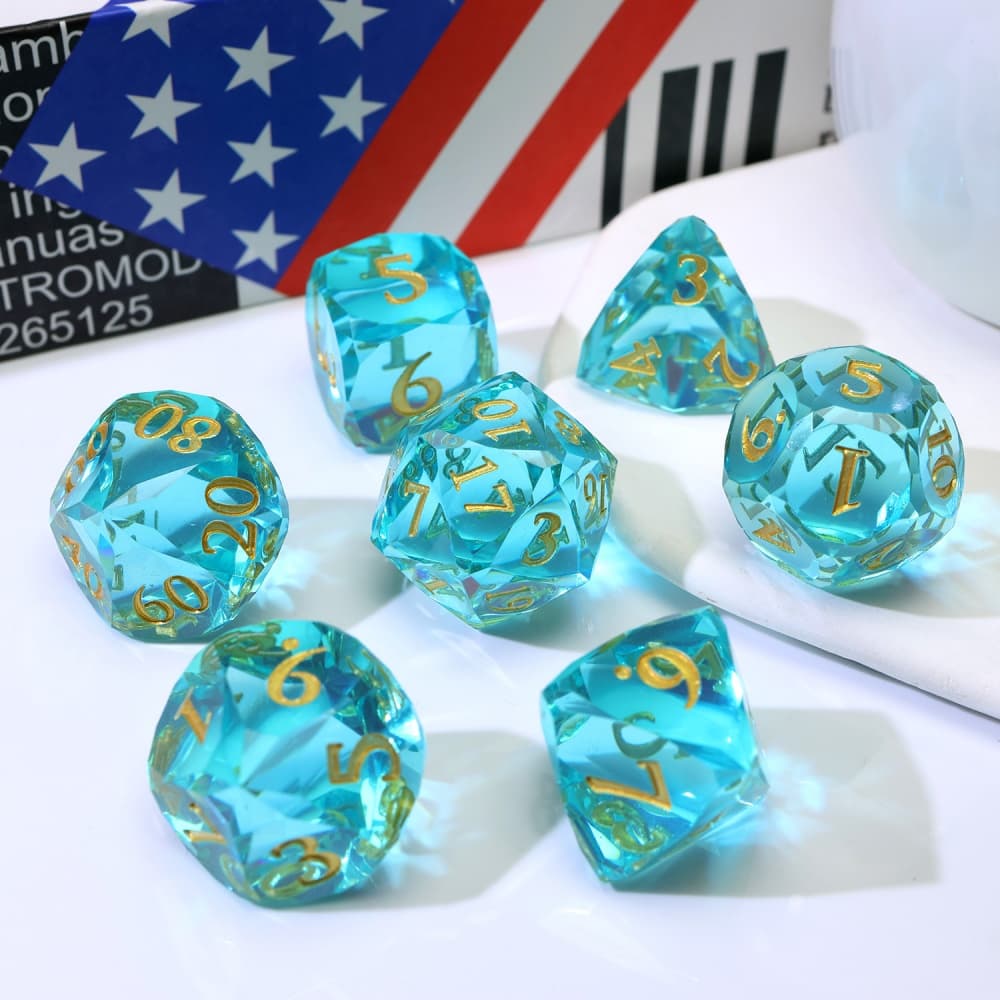 Diamond-cut-dice-Right-Blue-8.jpg