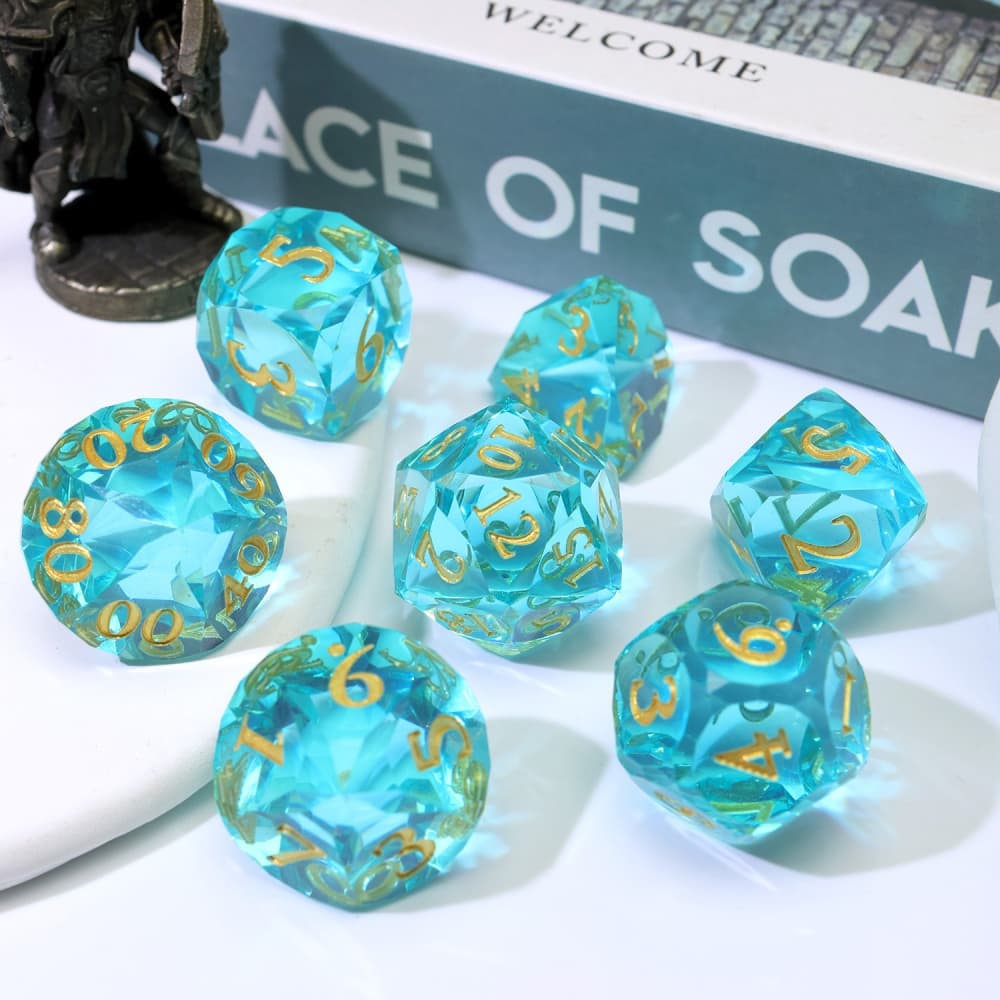 Diamond-cut-dice-Right-Blue-7.jpg