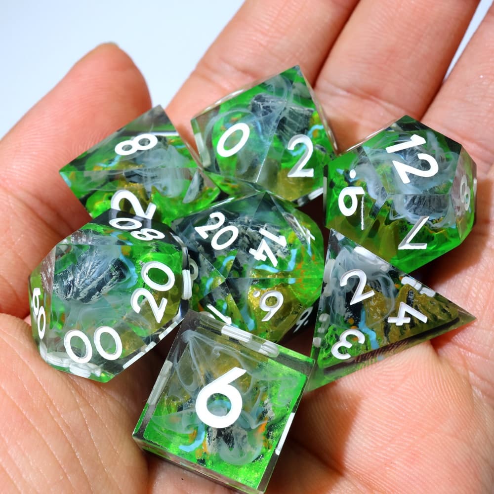 Resin-dice-M-Green-2.jpg