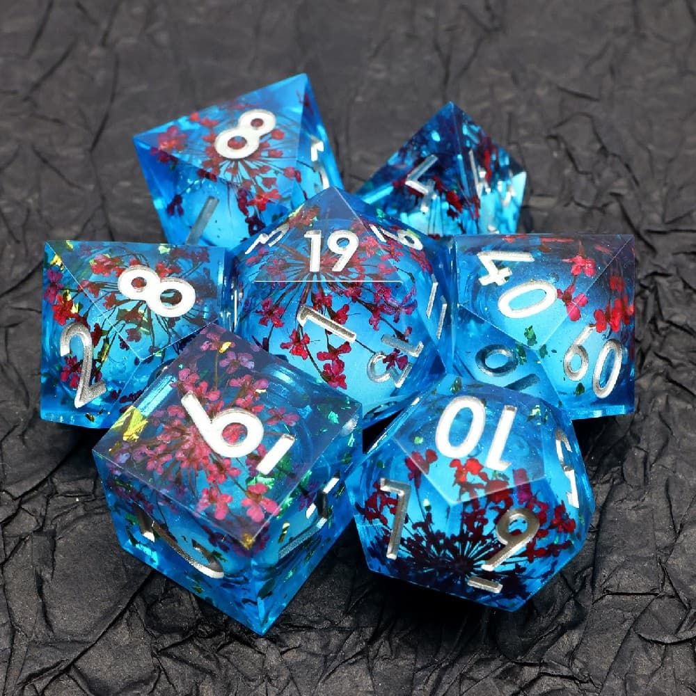 Transparent Blue Liquid Core Red Dried Flower Resin Sharp Edge Dice Set 7PCS For DND TTRPG