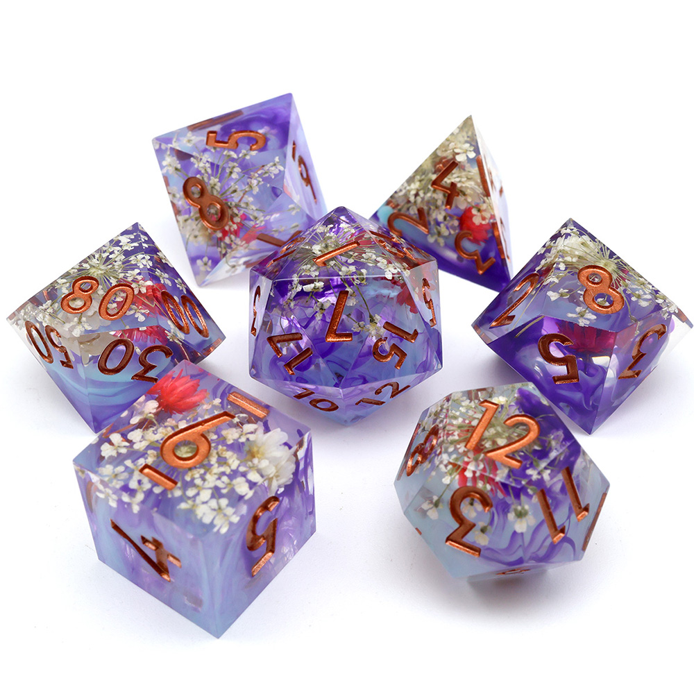 Purple Transparent Resin Sharp Edge Dice Set, 7PCS Polyhedral Dice with White & Red Dried Flowers & Copper Numbers for D&D TTRPG Tabletop Games