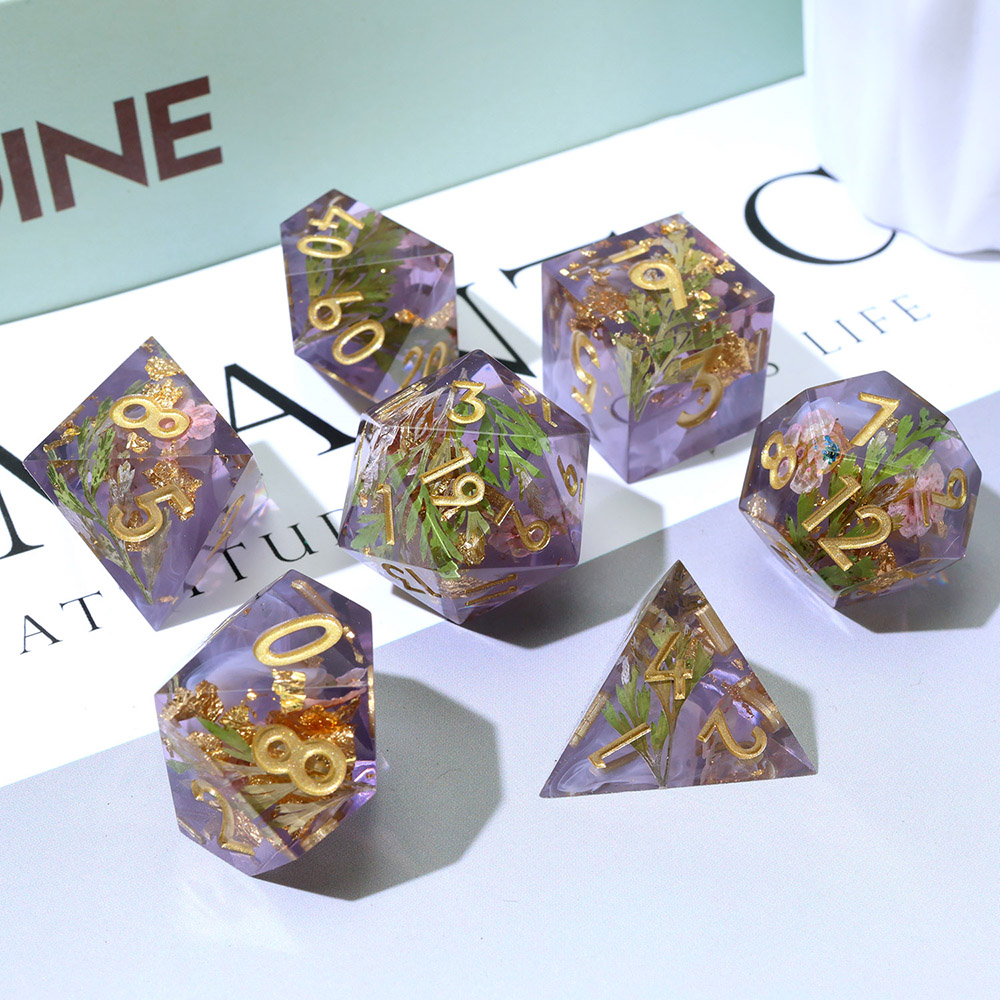 Light Purple Transparent Resin Sharp Edge Dice Set, 7PCS Polyhedral Dice with Gold Foil Dried Flowers & Gold Numbers for D&D TTRPG Tabletop Games