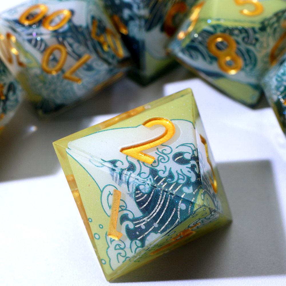 DICE (4).jpg